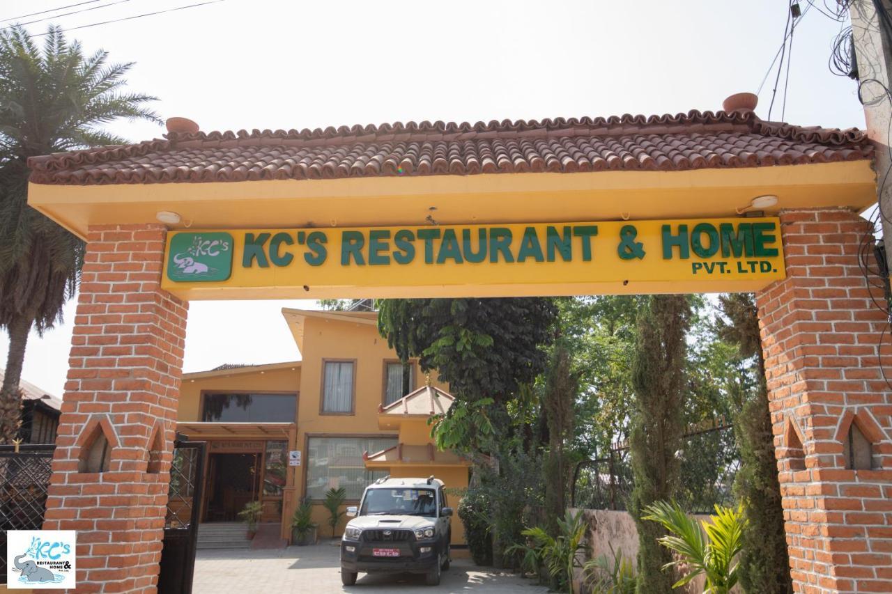 Kc'S Home Sauraha Exteriér fotografie