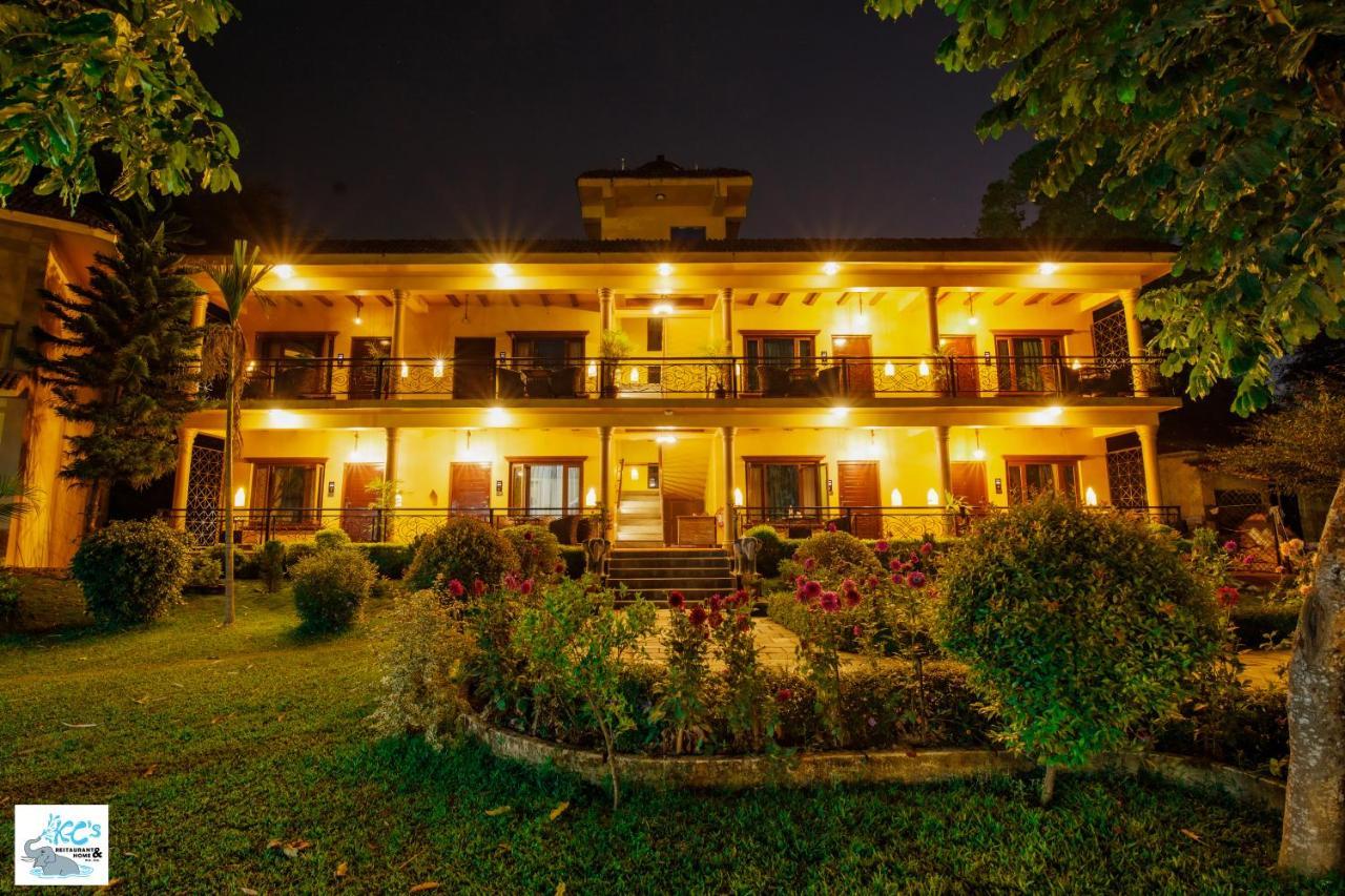Kc'S Home Sauraha Exteriér fotografie